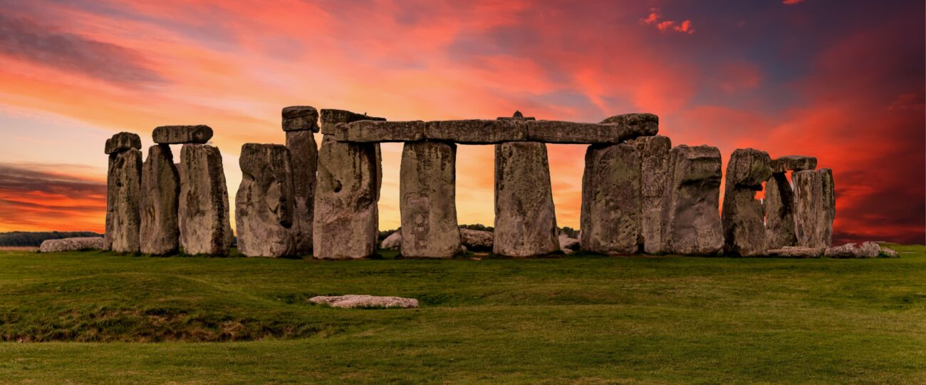 Pilgrimage to Glastonbury Avalon - Priestess of Avalon - Glastonbury Tor - Stonehenge - Avebury - Chalice Well - White Spring - Glastonbury Abbey - Mary Magdalene